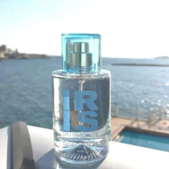 Fleur D'Iris (Iris Flower) Eau De Parfum -Comme des Garcons Sales Store 35322 1 min